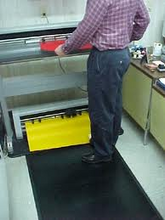 Load image into Gallery viewer, HAPPY FEET 2'X3' ANTI-FATIGUE BLACK BORDER
